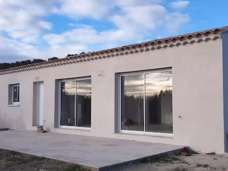 vente villa 4 pièces 105 m² à graveson (13690)  450 000 €