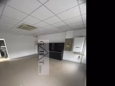 location local industriel 409 m² à ennery (95300)