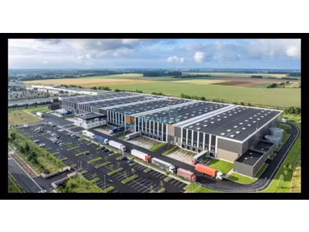 location local industriel 6280 m² à servon (77170)