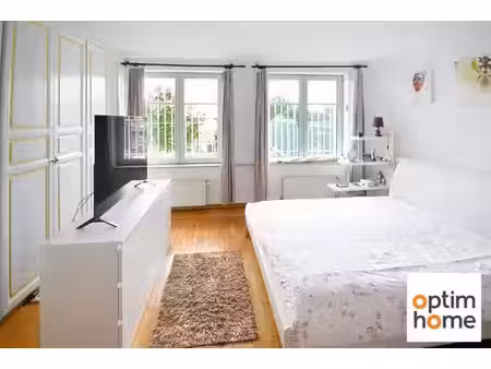 belle maison de village 200m2 - terrain 6 ares - grand grenier amenageable de 110m2 - 2...