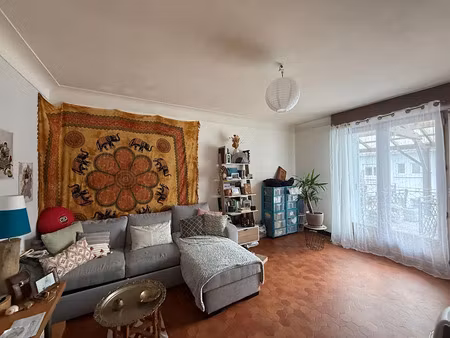 vente appartement 2 pièces 52.6 m² à oloron-sainte-marie (64400)  70 000 €