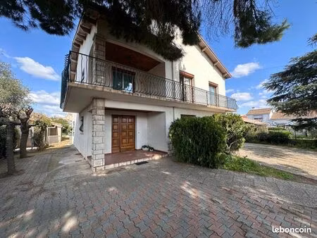 maison avec grand terrain