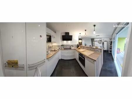 appartement 3 pièces 79 m²