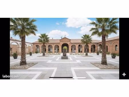 grand domaine 10 minutes du métro