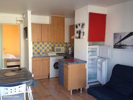 palavas  t2 à proximité de la plage  clim  parking 