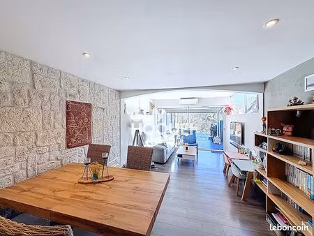 appartement 3 pièces 69 m²