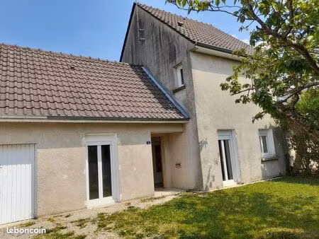 maison 4 pièces 82 m²