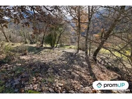 terrain 1 591 m² roquesteron