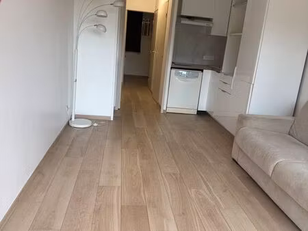 2p parc velusine 2piscines tennis gardien