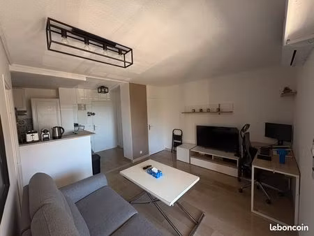 studio/t2 meublé 33 m² + terrasse 11 m² + garage (optionel)