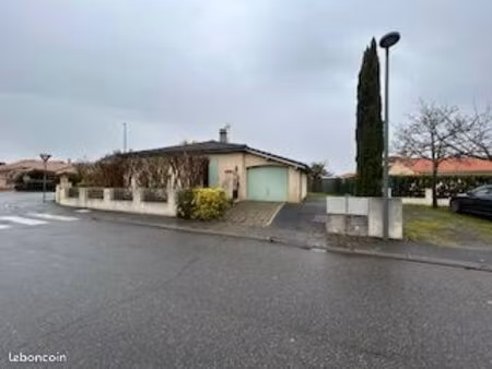 maison proche tous services