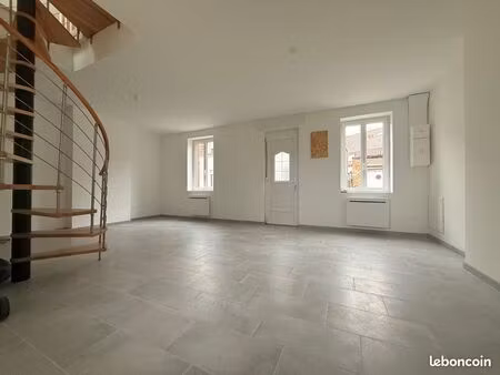 maison de village 3 pièces 66 m²