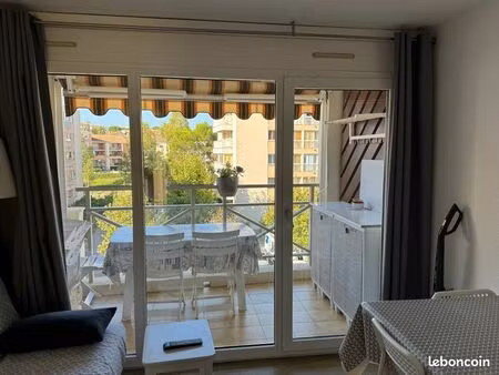 15/29 mars 350e appart centre ville 2pers max