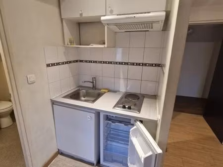 studio 1 pièce 23 m²