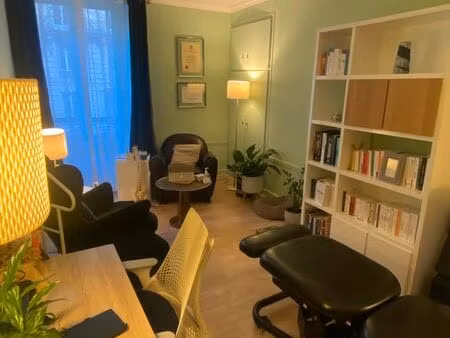 bureau meublé 16 m2 paris 7e mercredi ou samedi