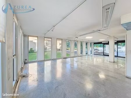 bureaux 1 091 m²