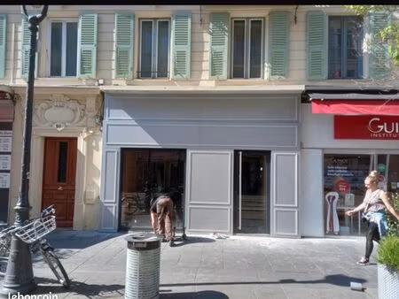 local commercial à louer 45m2 avenue de la république nice