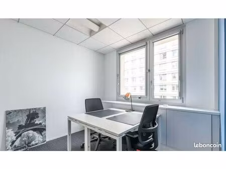 bureau privatif à la journée / salle de réunion