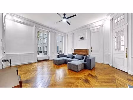 location appartement 1 pièce 13 m² à lyon 2 (69002)