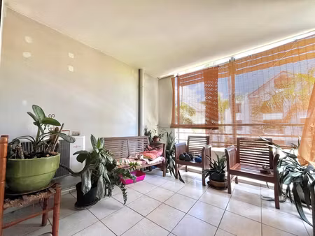 appartement saint leu 2 pièce(s) 46 m2