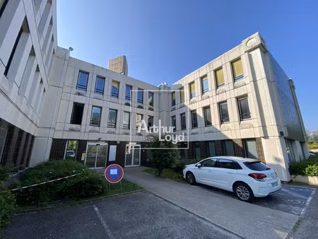 achat local professionnel 453m² meylan 38240