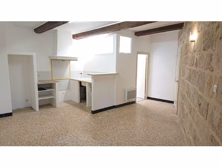 location maison 3 pièces 53m² le pouget 34230