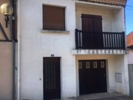 location maison 3 pièces 78m² villeneuve de marsan 40190