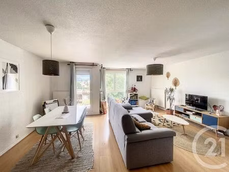 location appartement 4 pièces 112m² beaumont 63110