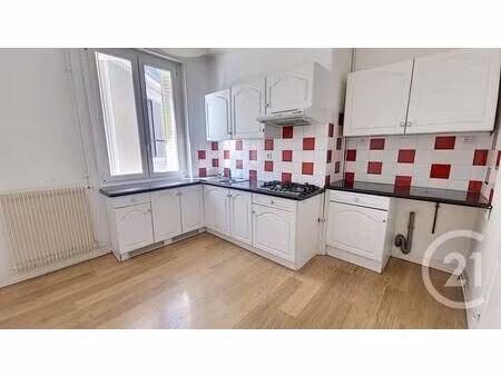 location appartement 2 pièces 47m² clermont ferrand 63100