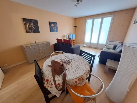 location appartement 3 pièces 69m² limoges 87000