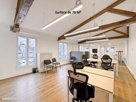 bureaux 305 m²
