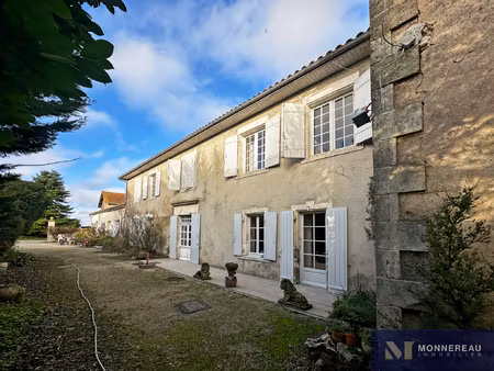 achat maison 9 pièces 250m² st bonnet 16300