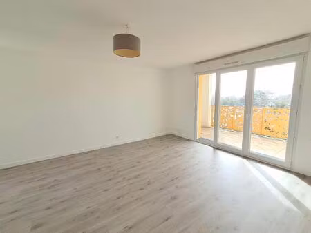 location appartement 4 pièces 78m² nantes 44300