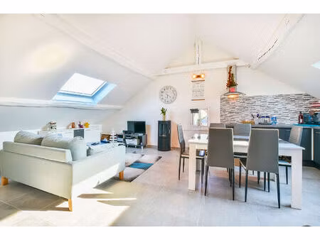 location appartement 3 pièces 58m²