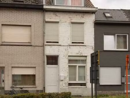 maison d'habitation avec 3 chambres dans le centre-ville