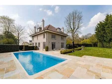 a l'espinette centrale  très jolie villa