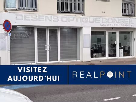 location local commercial