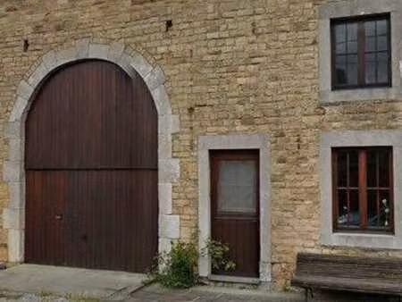 une maison située à esneux dans le quartier de fontin.