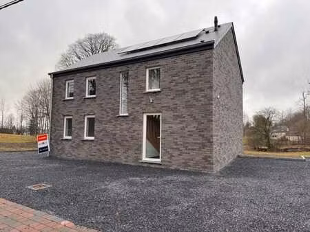 belle maison neuve 4 façades à presseux