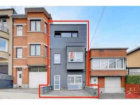 peb b - maison 2 ch - avec parking - terrasse!