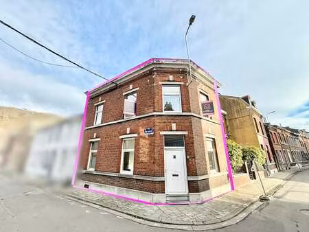 spacieuse maison 4 chambres à rénover !