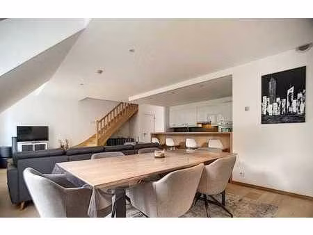 lumineux duplex - 3 ch - proche de toutes les facilités