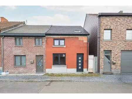 maison a parachever + jardin