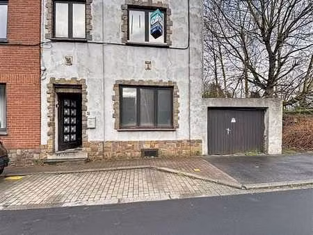 maison 3 façades avec garage