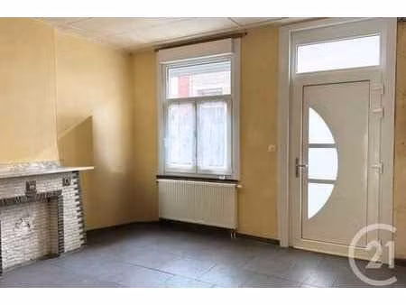 maison 2 façades avec terrasse et jardin