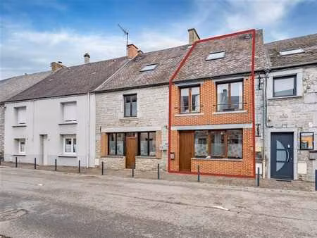 maison 4 chambres avec cour en plein centre-village de chooz