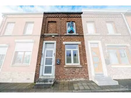 6240 farciennes - rue saint jean-baptiste 20