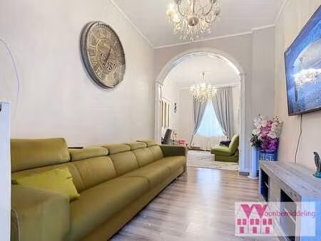 centre d'alost : spacieuse maison rénovée avec 4 chambres...