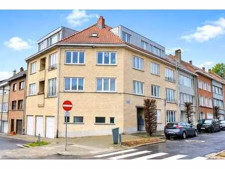 appartement 2 chambres + bureau avec terrasse – petite copro