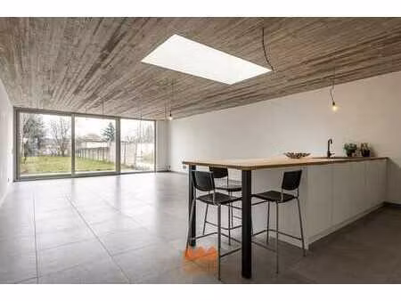 knappe nieuwbouwwoning met 3 slaapkamers en ruime tuin